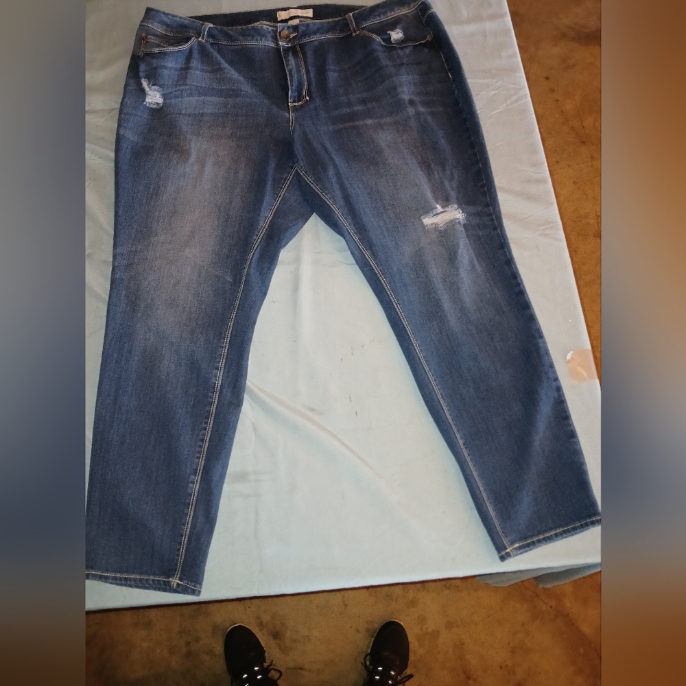 Women's jeans size 22